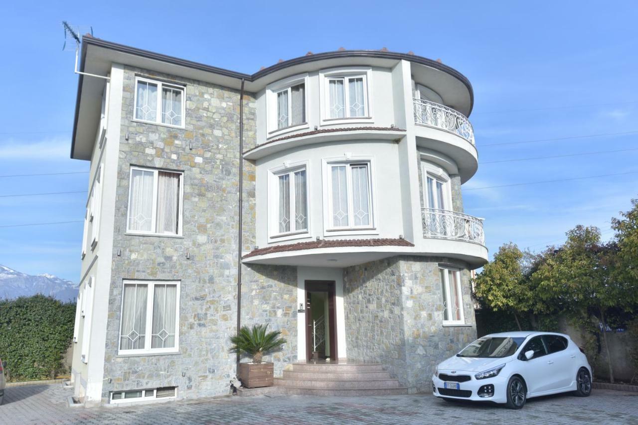 Hotel Emigranti Shkodër Exterior foto